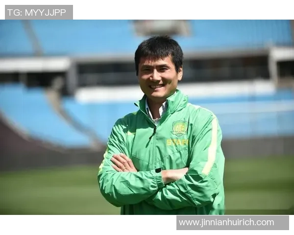 邵佳一发布会记者人数仅五十人左右两度口误将伊万称为杜伊引发关注